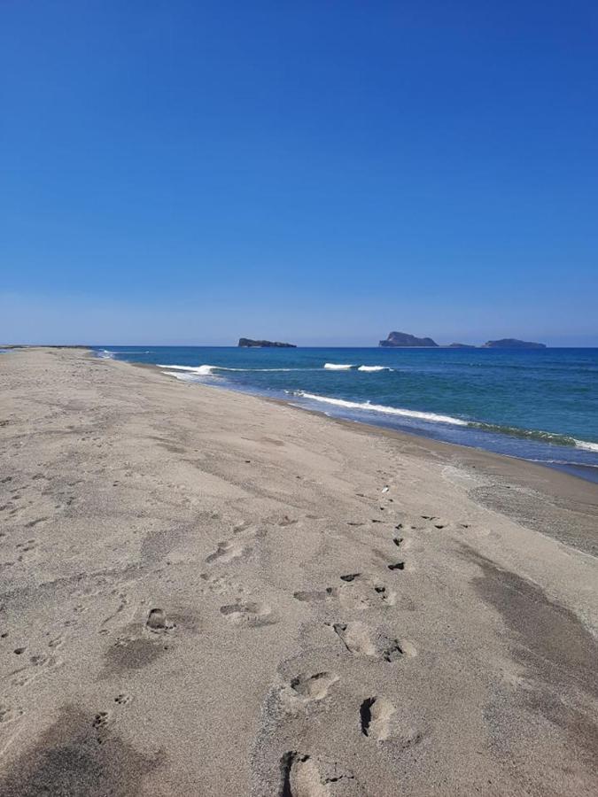 Youhan Beach Resort San Antonio  Luaran gambar