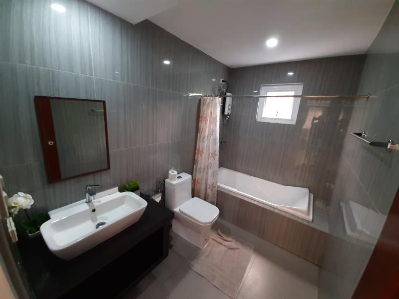 Youhan Beach Resort San Antonio  Luaran gambar