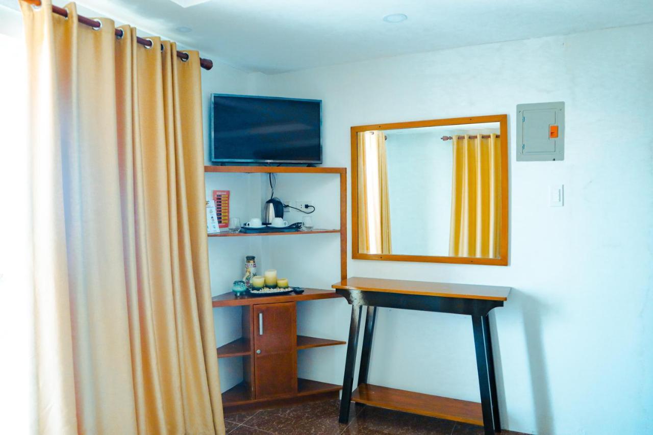 Youhan Beach Resort San Antonio  Luaran gambar
